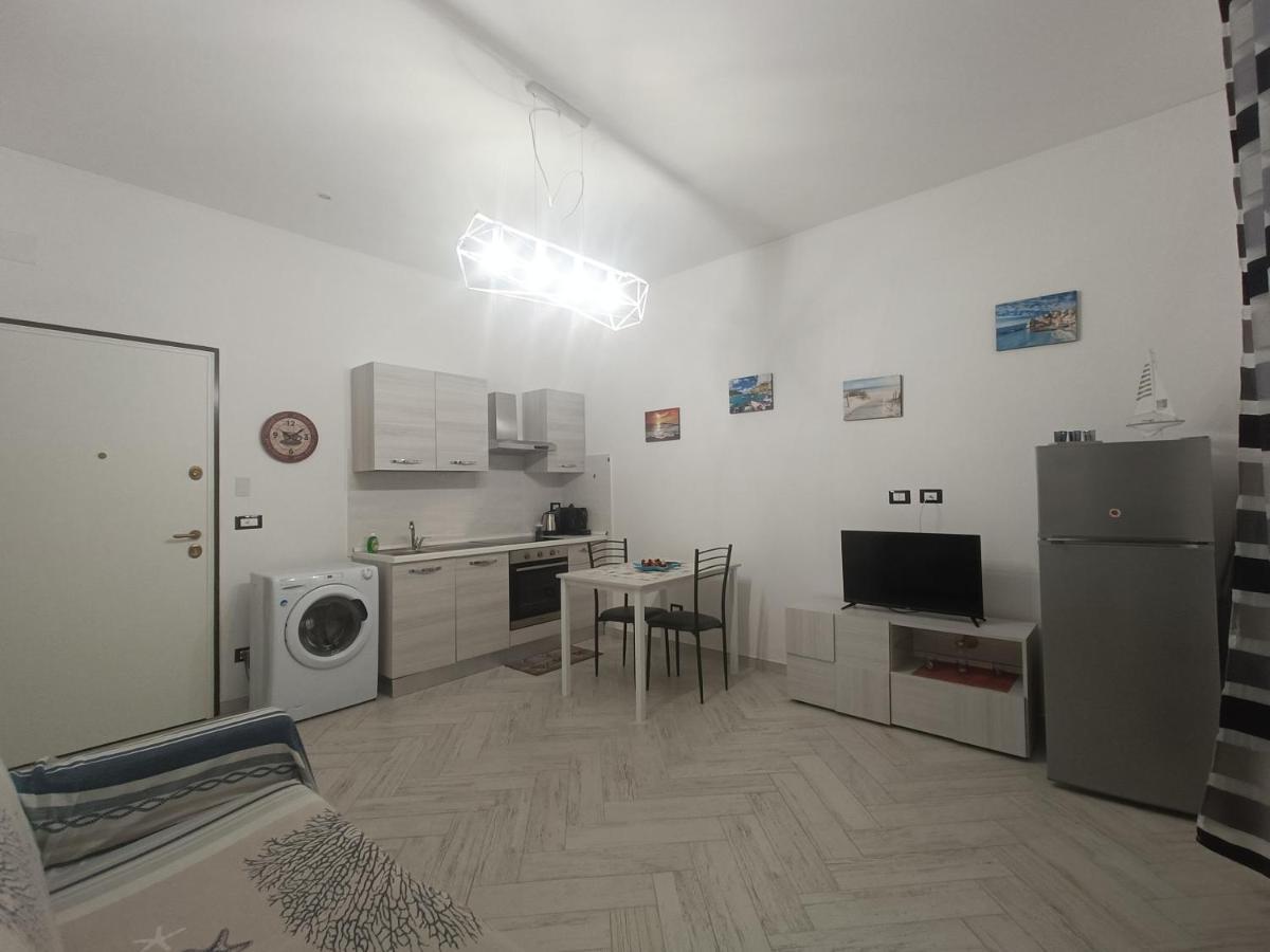 סאבונה Casa Vacanze Via Nizza 57 Zinola-Wifi מראה חיצוני תמונה
